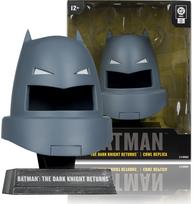 Kolekcinė figūrėlė DC Direct Prop Replica WV5 – 1:3 Armored Batman Cowl Dark Knight Returns