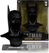Kolekcinė figūrėlė DC Direct Prop Replica WV5 – 1:3 Batman Cowl Batman and Robin
