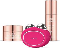 "FOREO Total Facelift" rinkinys - "Bear 2 Fuchsia" mikrosrovių veido masažuoklis + "Supercharged Serum 2.0" 30 ml + "Supercharged HA + PGA" intensyvus drėkinamasis kremas su 3x poveikiu 50 ml - nuo senėjimo