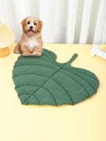 Four Seasons Leaf-Shaped Cotton Pet Mat for Cats & Dogs