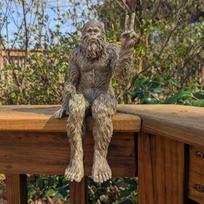 Didžioji Pėda Taikos Ženklo Dekoratyvinė Sasquatch Yeti Statula Gorilos Figūrėlė Vidaus Lauko Skulptūra Terasai, Deniui, Namams, Biurui style A pilka