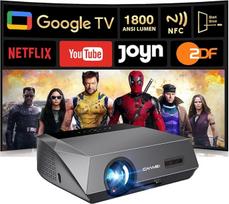 Išmanusis projektorius 4K 1800 ANSI dienos šviesos projektorius su "Google TV", automatinio fokusavimo funkcija, "Dolby Audio", HDR10+, NFC HDMI eARC trumpo nuotolio Ultra HD LED vaizdo projektorius su "WiFi "6 "Bluetooth", skirtas namų kinui, ryškus