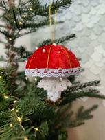 Rankų darbo eglutės žaisliukas „Musmirė“