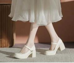 Fashion Hot Sale Shallow Mary Jane Shoes 2024 Brand Women's Shoes Buckle Strap Women's High Heels Fashion Round Toe Dress Pumps Women 35 juoda