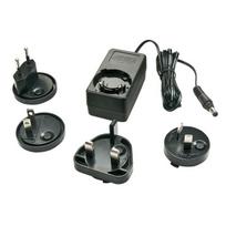 Maitinimo Blokas - Multi-country 5VDC 3A Adapteris su 1.5m DC Laidu, Juodas