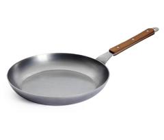Pusiau gili geležinė keptuvė WOLL  "Carbon steel", Ø 24 cm, 524CS
