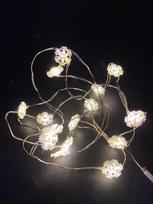El. girlianda SNAIGĖS, 15 LED, 0,22 W, 3 V, šiltai balta, 1.4 m