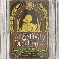 Snuggly Duckling  alaus baro skardinė lentelė Sieninis plakatas Dekoras Juokingas Retro Baro Kavos klubo Pub Dovana Sienos dekoras Lentelė 12x8 colio 20x30cm