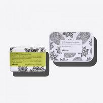 MOMO Shampoo Bar with Box Drėkinantis kietas plaukų šampūnas su dėžute - rinkinys