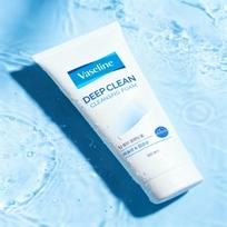 Vaseline Deep Clean Valomasis putojantis prausiklis 180 ml