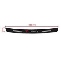 1 vnt. Anglies pluošto automobilio galinio buferio bagažinės apsauga 3D lipdukas, skirtas Tesla Model S Model X Model Y Cybertruck Model 3 Model Y black