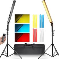"NEEWER" patobulinta LED šviesos diodų šviesos lazdelė, 2.4G nuotolinio valdymo pultas, 2 pakuotės rankinė reguliuojama 3200K ~ 5600K CRI97+ šviesos lazdelė su stovu / filtrais / krepšeliu "YouTube" vaizdo įrašams ir žaidimams, BH20B juoda