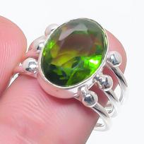Peridoto brangakmenis 925 prabos sidabro papuošalas žiedas 7 dydis