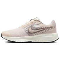 Nike RUN DEFY amortizatoriai su neslystančiomis savybėmis, žemo ūgio bėgimo bateliai moterims, šviesiai rudi HM9593-100 38.5 šviesiai ruda spalva