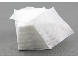 Neaustinės medžiagos sterilios servetėlės 7,5 cm x 7,5 cm 30 vnt.