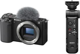 "Sony ZV-E10" sisteminio fotoaparato korpusas (APS-C) - besisukantis ir pasukamas ekranas, automatinis fokusavimas realiuoju laiku, idealiai tinka blogeriams ir pradedantiesiems + GPVPT3BT