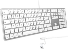 OMOTON "Mac" laidinė klaviatūra su skaitmenine klaviatūra, klaviatūros kabelis su dviguba jungtimi (C/USB tipo), tylūs klavišai ir stabilus ryšys, vokiškas išdėstymas (QWERTZ)