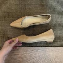 Cowhide version~ Minimalist style small slope heel pointed head shallow mouth single shoes women's 2025 new spring and autumn commuting flat wom 35 abrikosas