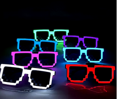 Šviečiantys Minecraft pixel akiniai LED