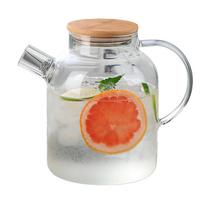 1800 ml stiklinė ąsotis su filtru, šluotele ir mediniu dangteliu, karščiui atsparus, gėrimų padavimo indas, arbatai, kavai