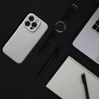 SILIKONINIS MAG KAPAS (didelis skylė) dėklas yra suderinamas su MagSafe IPHONE 17 Pro titano