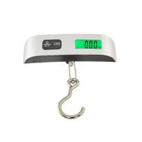 Rankinės 50 kg elektroninės bagažo svarstyklės su šviečiančiu ekranu ir greituoju kabliu. Puikiai tinka smulkiems siuntiniams. Backlit hook