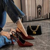Moteriški bateliai Seksualūs Smailianosiai Aukštakulniai Sandalai Madingi Patentuotos Odos Aukštakulniai Elegantiško Temperamento Aukštakulniai Sandalai Moterims 34