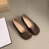 Hot Selling 2025 Women's Shoes Retro round Toe Slip-On Flat Bottom Bean Bean Shoes Evening Breeze French Style Korean Version 35 tamsiai ruda spalva