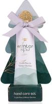 Rankų priežiūros rinkinys dovanų dėžutėje WINTER SPA: rankų ir nagų kremas 30 ml, dildė, kvapas: gaivi pušis ir žiemos uogos