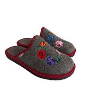Moteriškos veltinio šlepetės, vilnos veltinis, vilnonės šlepetės, siuvinėtos moteriškos šlepetės, merino vilna, šiltos, žieminės, šlepetės, rudos, FOLK Bosaco