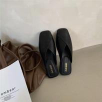 Mules Shoes Women Designer Summer New 2025 Ladies Slippers and Sandals Leather Fashion Mirror Luxury Home Indoor House Low Flat 34 juoda