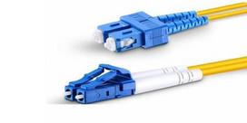 Optinis jungiamasis laidas LC/UPC–LC/UPC (Duplex, OS1/OS2, G657A1, LSZH, SM, 3mm, 1m)