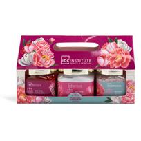 Rinkinys Idc Institute Scented Garden moterims: kūno šveitiklis, 470 g + vonios druska, 410 g + kūno losjonas, 300 g