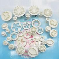 33PCS/ Set Baking Small Tools Molds Plunger Cutters Fondant Cutter Cake Cookie Biscuit Mold  DIY 3D Decorating Baking Supplies gray