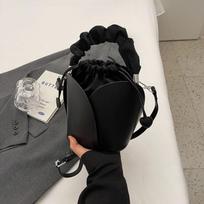 Drawstring Design Water Bucket Bag Women Solid Vegetable Basket Handheld Crossbody Bag Autumn Winter New High End Wedding Bag KTY 18x16x15cm juoda