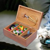 Medinė Siuvimo Dėžutė Dekoratyvinis Siuvinėjimo Adatų Dėklas Tuščias Retro Namų Pradedantiesiems Laikymui Wood