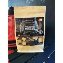 Rūkymo gabaliukai KamadoClub Muskatinio Vyno 1200g