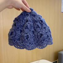 Rankų darbo nėrimo turbanas: Madingas galvos apdangalas baltiems plaukams uždengti One Size