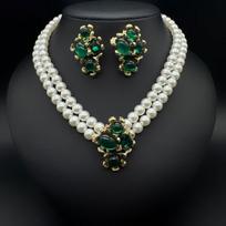 Luxurious Multi-Layer Pearl and Crystal Choker Necklace with Geometric Diamond Earrings