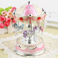Children's Flashing Carousel Music Box - Home Ornament & Musical Gift rožinė