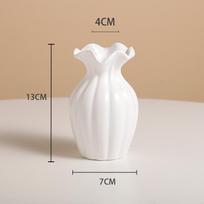 Luxurious Minimalist Vase for Fresh Flowers: Modern Hydroponic Ornament for Living Room Decor