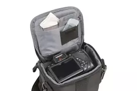 Case Logic 5254 Bryker DSLR camera case BRCS-102 Black