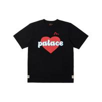 Palace X Evisu bendro prekės ženklo 3.0 SS23 Vienspalvis logotipas Širdies raštas Trumparankovis T-shirt Unisex Viršutiniai drabužiai Juodas P24EVES005 L
