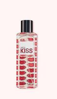 Parfumuota kūno dulksna Victoria's Secret Just A Kiss moterims, 250 ml