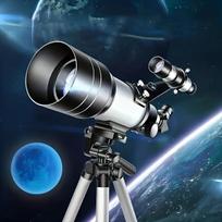 Profesionalus astronominis teleskopas su trikoju