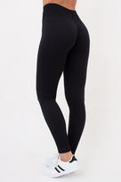 Sportiniai tamprės su rievėtu raštu LEGGINGS RIB Giulia su modeliuojančia siūle gale, spalva black