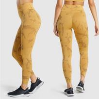 Tamprės moterims Gymshark Adapt Camo, geltonos, M