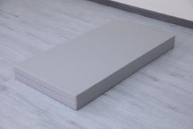 Gimnastikos čiužinys Satellite 120x120x5 cm dviejų dalių - pilkas