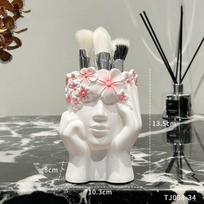 1Pc Vinyl Figure Storage Holders Creative Human Body Art Styling Office Organizers Multifunctional Makeup Brush Holder