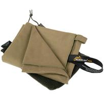 Greitai džiūstantis lauko rankšluostis Field Towel, Helikon-Tex, coyote spalvos, 76x130, su tinkleliu dėklu